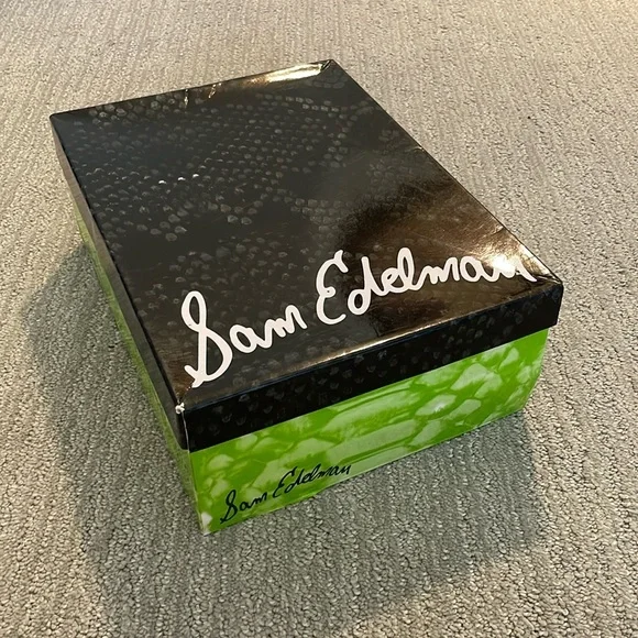 Mix No. 6 Women’s 4” Stilettos - Picture 13 of 13